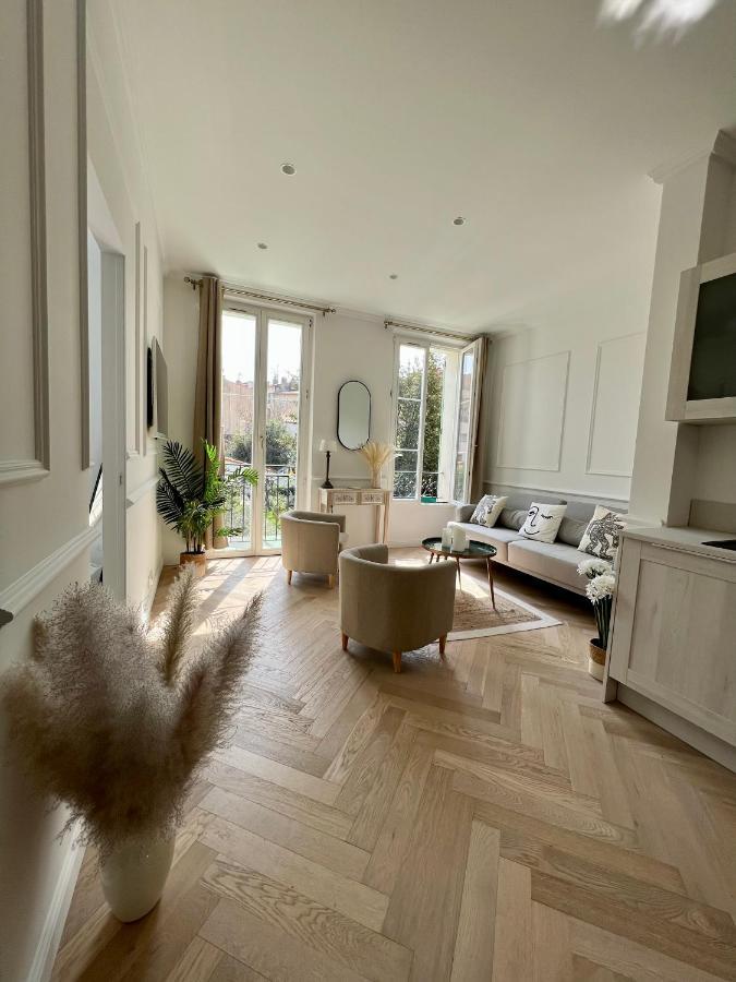Amazing New Property In The Heart Of The Old Town Of Antibes Eksteriør billede